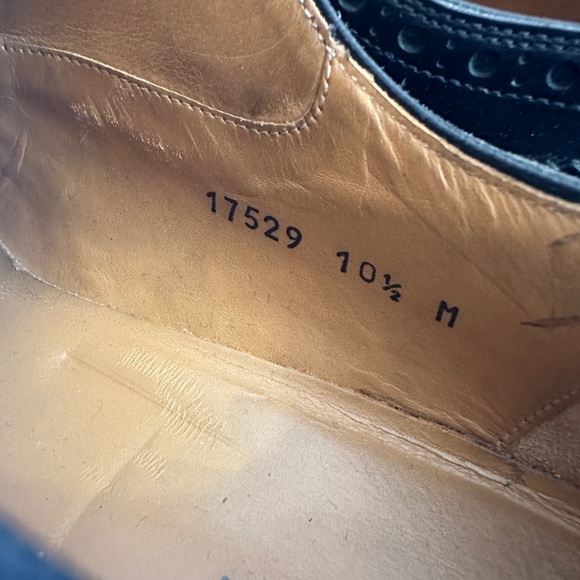 MAGNANNI Men's Black Wingtip Oxford Shoes size 10.5
Like New worn only one time - Picture 5 of 9